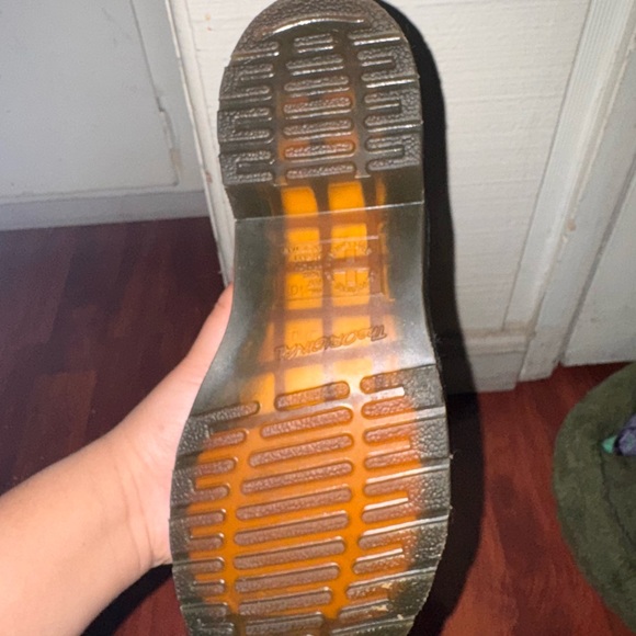 The Original Women’s Doc Martens - Picture 4 of 7